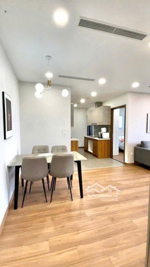 căn hộ như ảnh : 16 triệu - 2pn 2wc, full nội thất, 14 triệu cho 2pn 2wc ntcb.