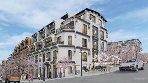 chính chủ bán căn biệt thự 396m2 lô góc, view hồ mắt ngọc, hai mặt tiền đường. lh 