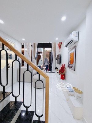 nhà đẹp đón xuân - phùng văn cung - phan xích long - 4 phòng ngủ