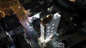 mặt tiền lô góc, đế thám q1, 5 tầng, 52 m2 nở hậu, 60tr/th, chỉ 33 tỷ tl.