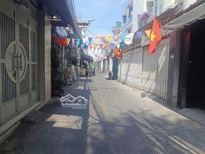 bán nhà 4 tầng - dương bá trạc quận 8 - cách quận 1, quận 5 chỉ 500m - nhỉnh 4 tỷ