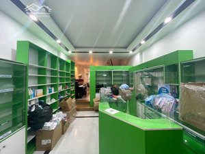 chính chủ bán gấp nhà phùng khoang- oto đỗ cửa đang cho thuê kd 60 m2 x 5t, mt 4,3 giá 12,x