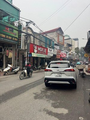 phan đình giót 111m2, 3tầng, mt 6.4m, ô tô lùi cửa, 40m ra ô tô tránh. giá đầu tư. chỉ 12tỷ