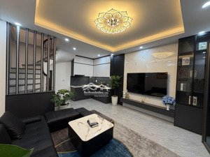 9,x tỷ giáp nhất - nhà đẹp đón tết - 35m2 mt4.5 5 tầng xây mới