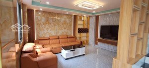 chủ gửi
căn góc 2 mặt tiền.
vừa ở vừa kinh doanh. đường thông nhà mới đầy đủ nội thất.
diện