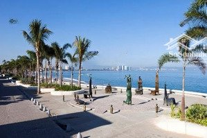 bán nhà biệt thự mặt đường bao biển trần quốc nghiễn hạ long, vị trí đẹp trước nhà là bãi tắm