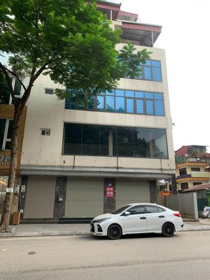 cho thuê nhà mặt phố đại la, diện tích 60m2 x 2 tầng, mặt tiền 9m, nhà sạch đẹp, sẵn dh âm trần