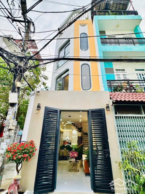 chốt nhanh nhà trung tâm phú nhuận phan đình phùng chỉ 2 tỷ 570