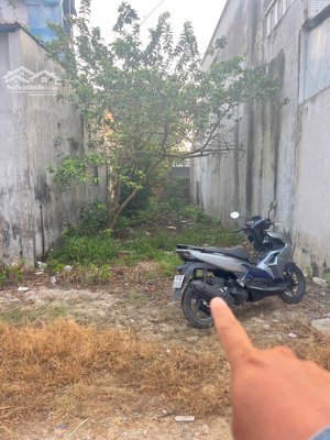 bán đất ngon tràm lạc mỹ hạnh bắc - đức hòa , diện tích 5x 25m, giá 1.1 tỷ shr. lh: 