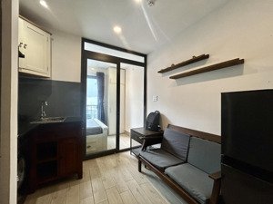 căn hộ tách bếp 24m2 | view cực chill | thang máy | full tiện nghi mới | gần cầu lê văn sỹ q3