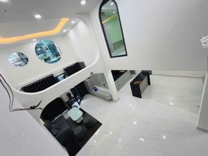 nhà đẹp ngay lý thường kiệt- bv175- đh công nghiệp - đườngsố1 45m2 3 tầng nhỉnh 5tỷ