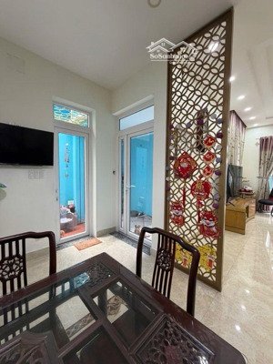 nhà 6 x 16m xây 4 tầng đường chu văn an