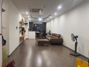 cho thuê cc 4pn, 3wc, 159m2 tại hoàng đạo thúy, trung hòa, cầu giấy, hn, giá 23 triệu vnd