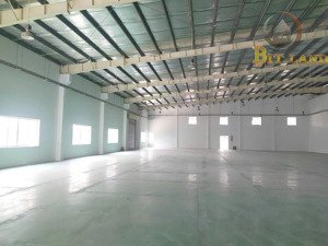 xưởng kcn biên hoà 1.000m2 giá chỉ 130.000đ /m2/th đầy đủ công năng ngay biên hoà đồng nai