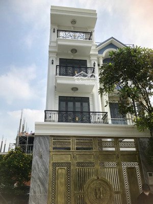 bán gấp nhà 3 tầng + tum đường 11 trường thọ - 76.2m2 - hẻm ô tô