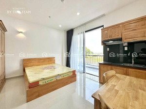 hỗ trợ 500 xuốt hợp đồng cho khách chốt 1pn gần sân bay tân sơn nhất, nhà ga t3, view sân bay