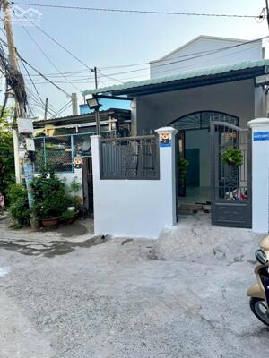 Nhà hẻm xe hơi Lê Văn Việt phường Tăng Nhơn Phú B Quận 9, sổ hồng 4,3 tỷ