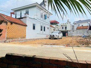 em cần bán lỗ mảnh đất full thổ cư 150m2 ngay trung tâm xã hạ bằng sát khu cnc ,đại học fpt