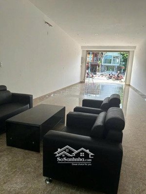 bán nhà chính chủ 2 tầng đường lê đại hành, giá rẻ nhất cùng khu vực