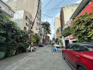 bán nhà hẻm số 25 trần nhật duật quận 1, dt: 7x10m, trệt, 1 tầng, giá chỉ: 13.8 tỷ