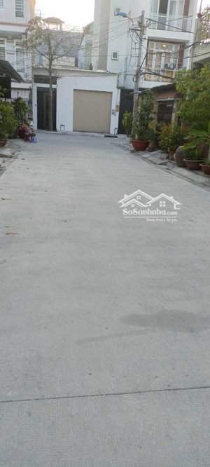 dãy trọ + mặt bằng kdbb đường 8 m, lâm văn bền. 6*22m hơn 12 tỷ