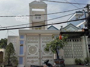 mặt tiền đường 160 - nhà 3 tầng kinh doanh đỉnh - giá chỉ 8.8 tỷ