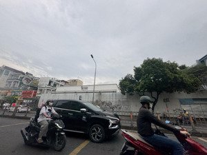 cho thuê 5000m2 mặt tiền phan văn trị, phường 7 gò vấp gần vincom 2 mặt tiền dương quảng hàm