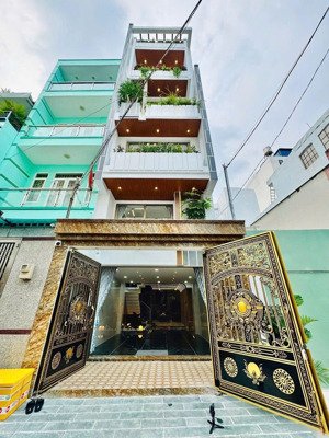 chú tám bán nhà hoà hưng - quận 10.giá 3tỷ8/73.4m2 đang cho thuê 28 triệu. gần th lê thị riêng