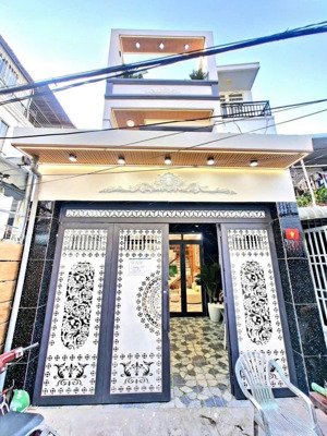 tuấn hailongreal: nhà tầng mới đẹp 5,8tỷ liền kềq7 ngay trung tâm thị trấn nhà bè đi phú mỹ hưng 5