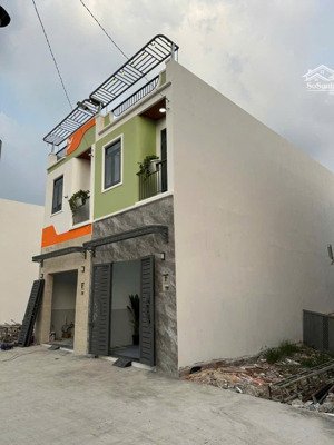 nhà mới 1 lầu thạnh xuân 52 quận 12, đường thông 7m, sẵn 3pn; sổ sẵn công chứng ngay