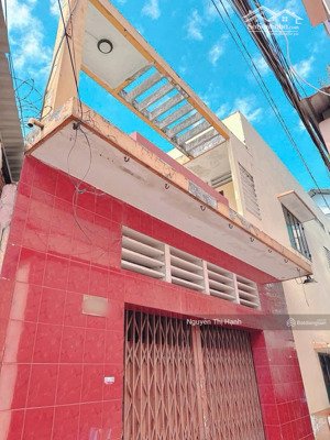 bán nhà quận phú nhuận, ngay cổng trường học phan đình phùng, hẻm xe hơi tới nhà