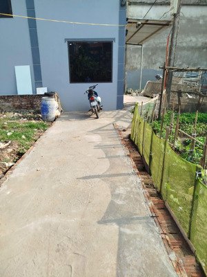 bán 2 căn nhà 4 tầng + 1 tum mới - cách vin đan phượng khoảng 200m.