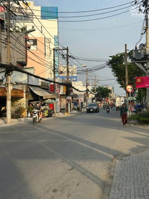 bán nhà 10 x 8.5m - xây 3 tầng - cách nguyễn duy trinh 100m, giá 6.8 tỷ