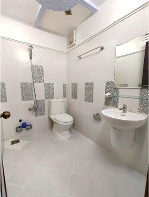 phòng 3tr - 15m2 quận 2 gần ủy ban