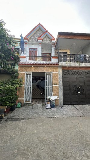 8756 - bán nhà 1 trệt 1 lầu gần cụm trường cấp 1-2-3 tân đông hiệp, dĩ an, 64,5m, giá 4,25 tỷ