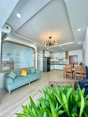 bán gấp căn hộ 91m2 3pn 2wc chung cư sky garden phú mỹ hưng quận 7 chỉ 6,550 tỷ. lh luân
