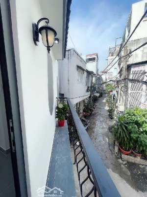 bán gấp nhà 3 tấm mới xây đường âu cơ q tân bình