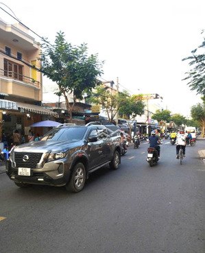 nhà đường xe tải thông, sát global city, ngay đỗ xuân hợp, 4 tầng, cho thuê gần 300 triệu, 13,8 tỷ