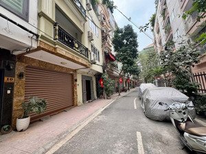 nhà đẹp không đợi lâu phố chùa bộc giá chỉ 17 tỷ , dt 58m , 6 tầng thang máy hiện đại