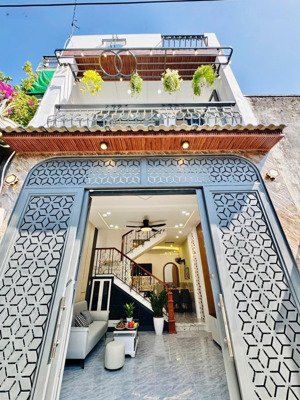 bán gấp! nhà phổ quang, tân bình