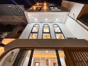 bán nhà kđt mới văn quán gần học viện an ninh ,sân vận động văn quán 33m 5 tầng 7 tỷ ô tô đỗ cửa