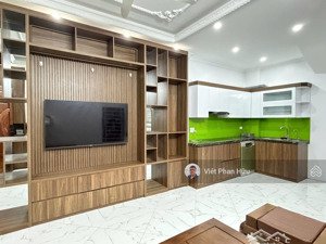 nhà phạm văn đồng bắc từ liêm, ngõ ngắn ô tô đỗ gần, tặng full nội thất, 35m xây 5 tầng đẹp 8,5 tỷ