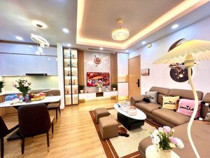 siêu phẩm lô góc_3 thoáng_chung cư huỳnh thúc kháng_02 ngủ_ full nội đẳng cấp