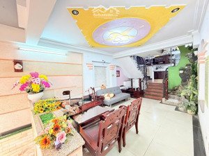 khu phan xích long - nhà 5 tầng đường nguyễn công hoan - phú nhuận - giá 10 tỷ