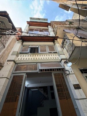 di cư bán nhà 4bán tầng, vị trí hiếm ở trần huy liệu, phú nhuận, 4,7 tỷ