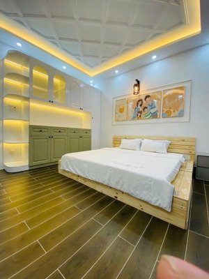 bán nhà, nhà bè 52m2, nhà 3 tầng, st 4m x 13m full nội thất cách huỳnh tấn phát 30m chỉ 6,66 tỷ.