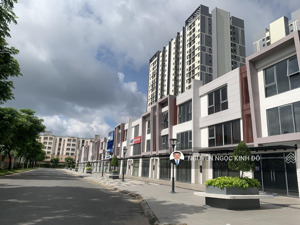 cho thuê shophouse nhà phố tm eco xuân ngay lotte giá rẻ 10tr/tháng. dt 6x25 1t 2l. lh 