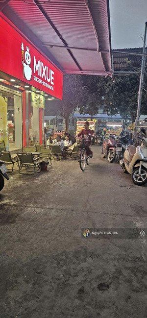 bán ki ốt 26m2 chợ mun, kim chung - vị trí đắc địa, buôn bán kd - dòng tiền ổn định