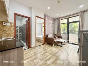 cho thuê căn hộ 1pn ban công khu sân bay tsn