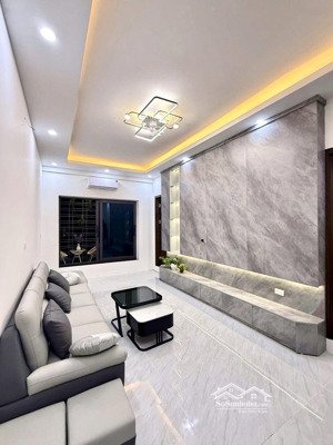 căn hộ tập thể kim liên 120m², nhà đẹp y hình đủ công năng, 2 ban công, giá siêu hiếm chỉ nhỉnh 4tỷ